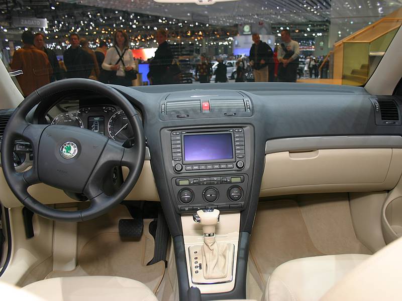 Skoda_oct_zen04